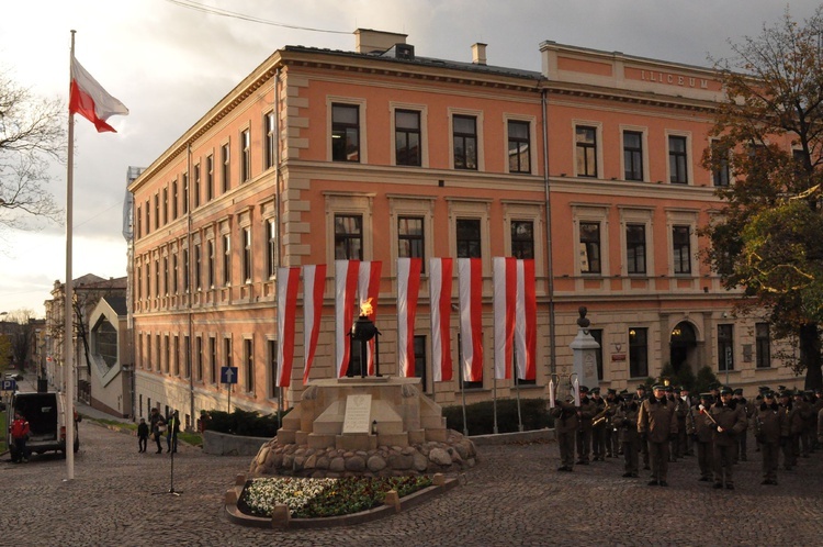 Spacer niepodległości