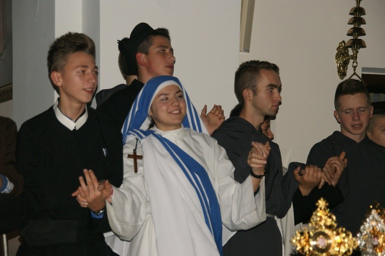Czuwanie ze świętymi w Dębicy