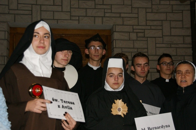 Czuwanie ze świętymi w Dębicy