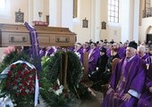 Msza pogrzebowa ks. Kazmierza Gajdy w Klementowicach