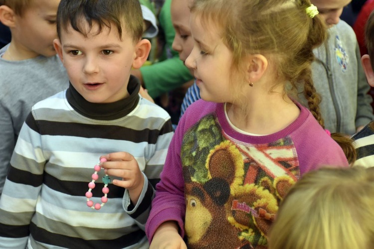 Konkurs na najładniejszy różaniec