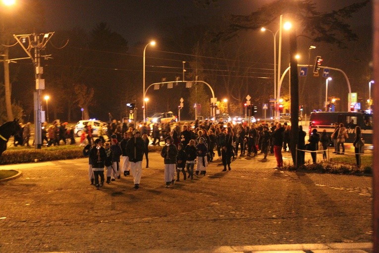 Noc Świętych na Popowicach i Kozanowie we Wrocławiu