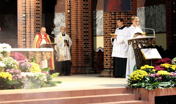 Wieczór Wszystkich Świętych w Gliwicach