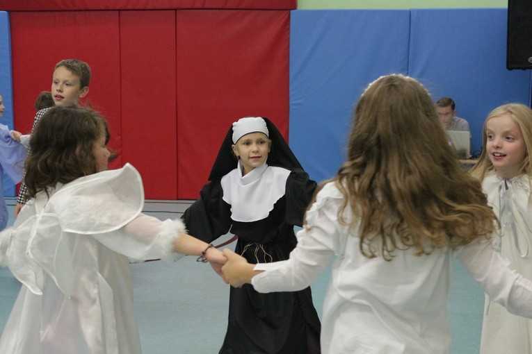 Bal Wszystkich Świętych na wrocławskiej Klecinie