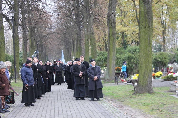 Nabożeństwo na cmentarzu Centralnym w Gliwicach