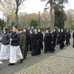 Nabożeństwo na cmentarzu Centralnym w Gliwicach