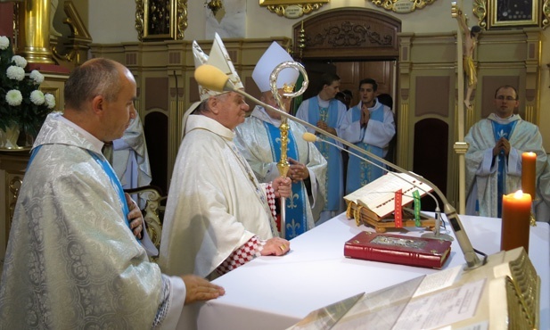 Październikowe czuwanie w Hałcnowie