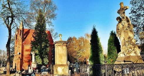 Płońsk. Cmentarz katolicki
