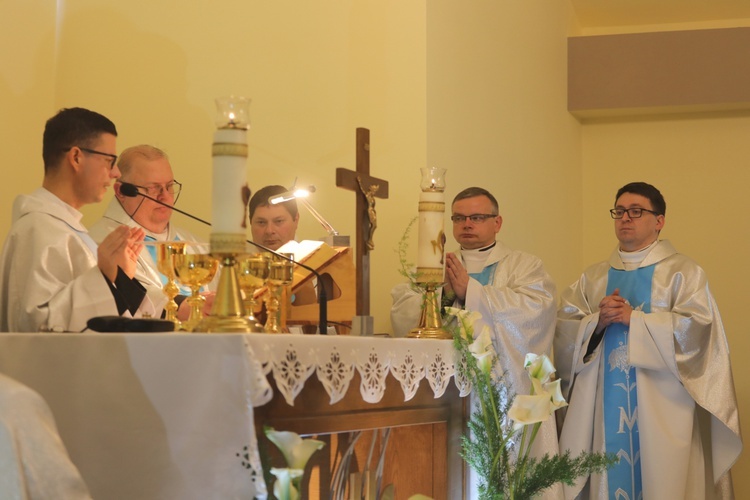 Poświęcenie kaplicy cmentarnej w Wieprzu