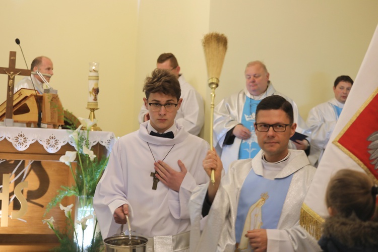 Poświęcenie kaplicy cmentarnej w Wieprzu