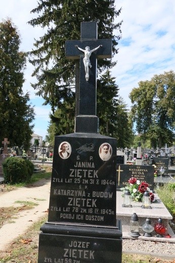 Cmentarz w Krzczonowie