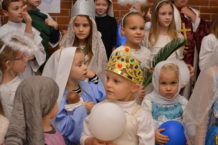 Bal świętych w parafii św. Elżbiety we Wrocławiu