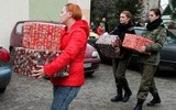 Paczki dla potrzebujących przygotowywane są w całej Polsce