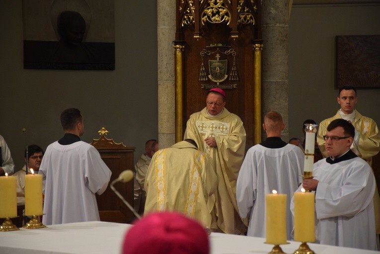 Ingres abp. Grzegorza Rysia cz.1