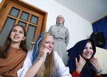 Bal świętych u józefitek