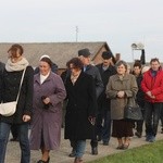 32. Droga Krzyżowa za zmarłych - w byłym KL Auschwitz-Birkenau - 2017