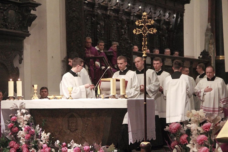 Msza za zmarłych biskupów i kapłanów
