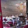 ▲	Pamiątką obchodów jest relikwiarz z relikwiami św. s. Faustyny Kowalskiej.