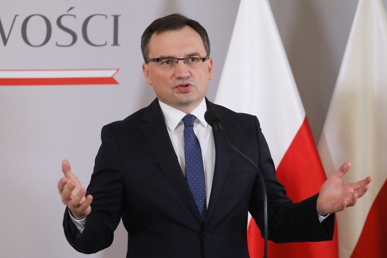 Surowsze kary za niedopilnowanie groźnego psa