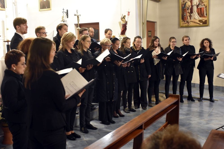 Występ chóru "Misericordia" wraz z zaprzyjaźnionymi muzykami z Wrocławia.