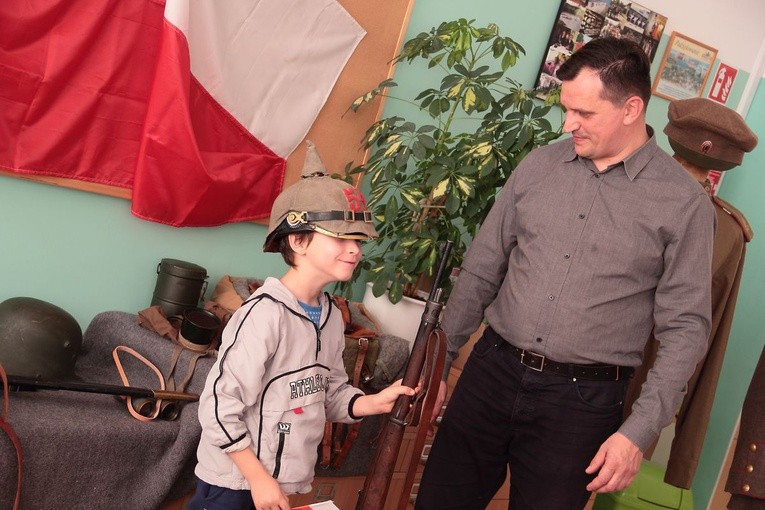 Lekcja historyczna w SP w Postominie