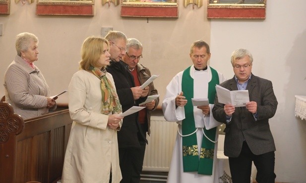 Gregoriański śpiew towarzyszył niedzielnym Mszom św. w Puńcowie