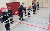 Młodzi strażacy
