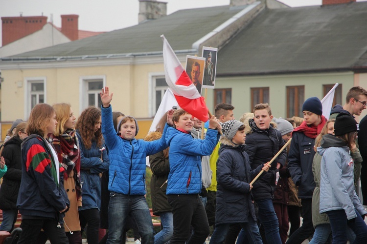 Marsz patriotyczny w Łowiczu