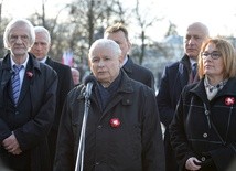 Kaczyński: mamy czas dobrej zmiany, wielkiej szansy, odbudowy wartości (opis)