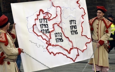 Członkowie zespołu "Krąg" to jedna z głównych atrakcji obchodów 99. rocznicy odzyskania niepodległości.