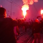 Tysiące flag pod hasłem "My chcemy Boga" 