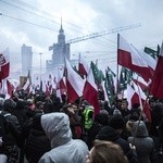 Tysiące flag pod hasłem "My chcemy Boga" 