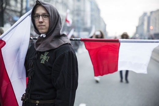 Tysiące flag pod hasłem "My chcemy Boga" 