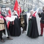 Tysiące flag pod hasłem "My chcemy Boga" 