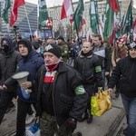 Tysiące flag pod hasłem "My chcemy Boga" 