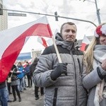 Tysiące flag pod hasłem "My chcemy Boga" 