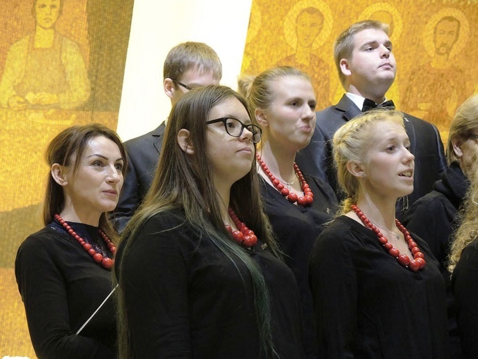 Młodzi muzycy dla Hospicjum św. Kamila