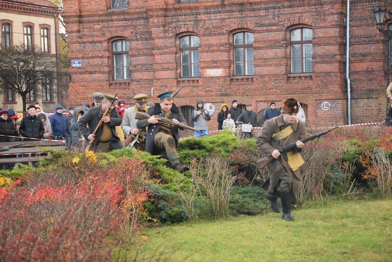 Rekonstrukcja bitwy pod Kostiuchnówką