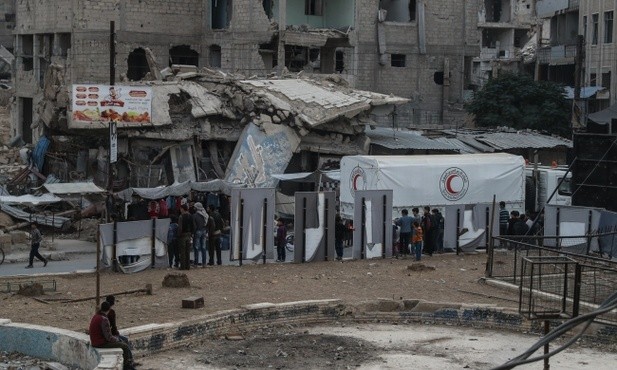 Syria: Co najmniej 53 osoby zginęły w nalotach na targ
