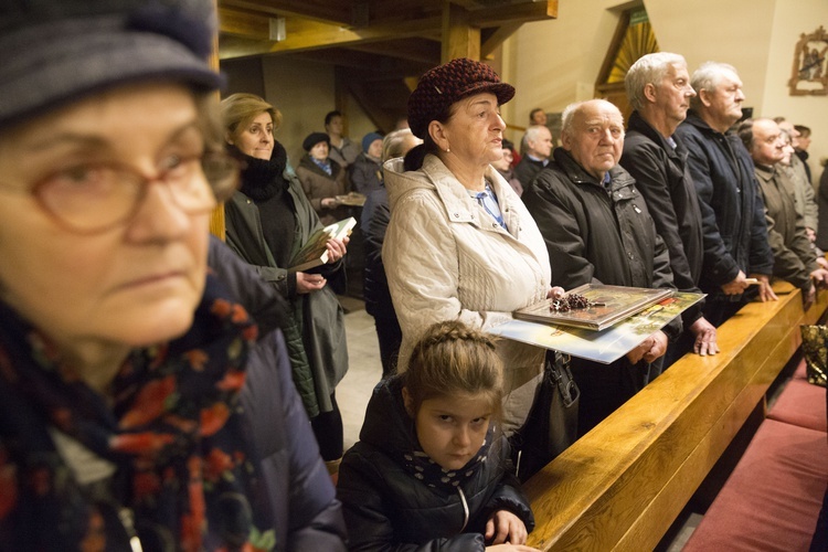 Dziękowali Matce Bożej w Śródborowie