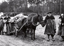 Kadr z fimu „Bieżeńcy (1915–1922)” Jerzego Kaliny.