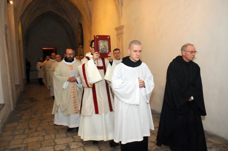 Poświęcenie obrazu Matki Bożej Śnieżnej w Tyńcu - cz. 1