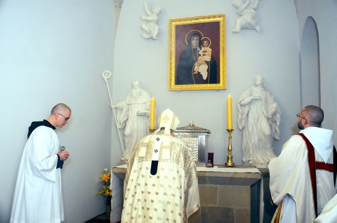 Poświęcenie obrazu Matki Bożej Śnieżnej w Tyńcu - cz. 1