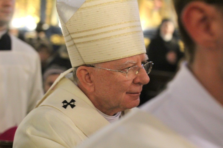 Msza św. pod przewodnictwem abp. Marka Jędraszewskiego podczas Światowego Dnia Ubogich