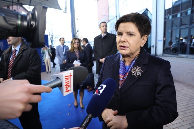 Premier: Debata w PE szkalowała Polskę