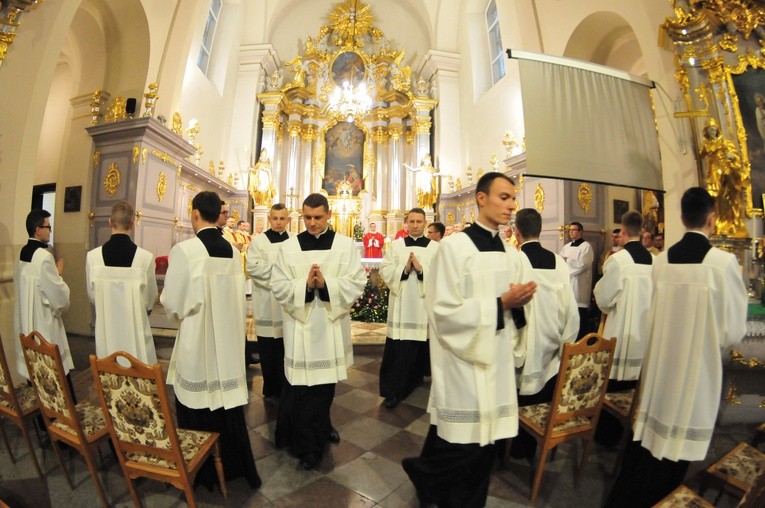 Msza św. i obłóczyny alumnów lubelskiego seminarium