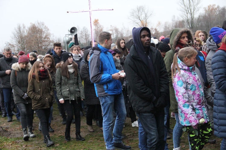 Droga krzyżowa szlakiem męczeństwa bł. Karoliny