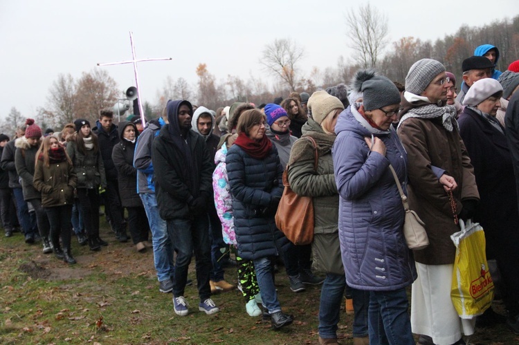 Droga krzyżowa szlakiem męczeństwa bł. Karoliny