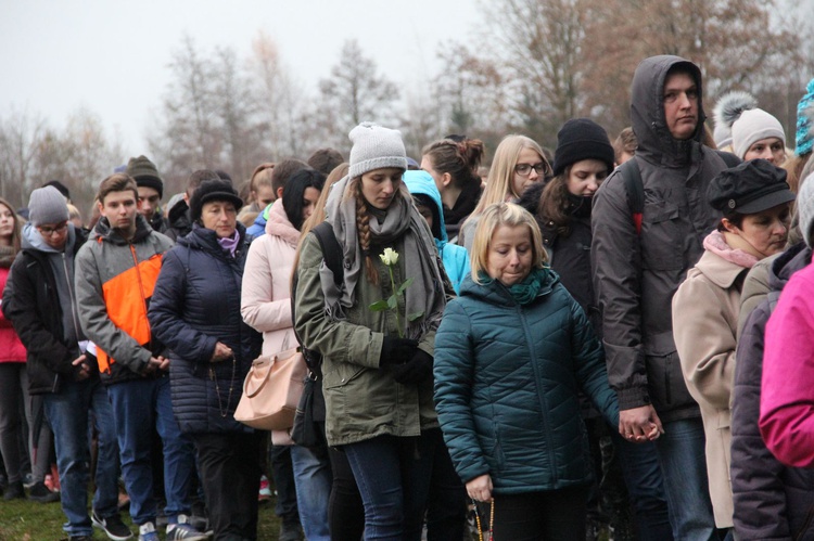 Droga krzyżowa szlakiem męczeństwa bł. Karoliny