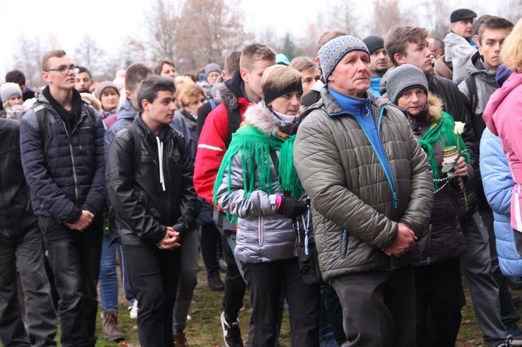 Droga krzyżowa szlakiem męczeństwa bł. Karoliny